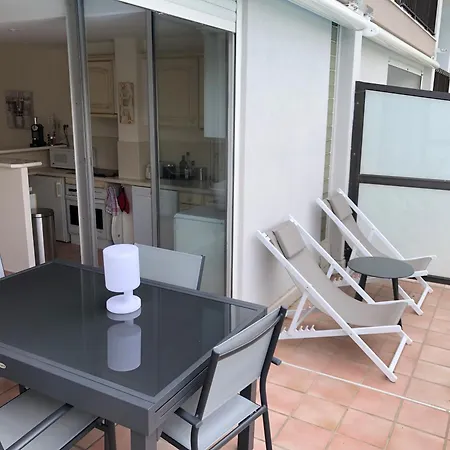 60m2 Piscine Au Coeur De 아파트 *